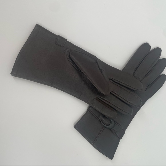 Vintage Brown Leather Gloves Thicker Material Fall / Winter Accessory - Picture 6 of 12